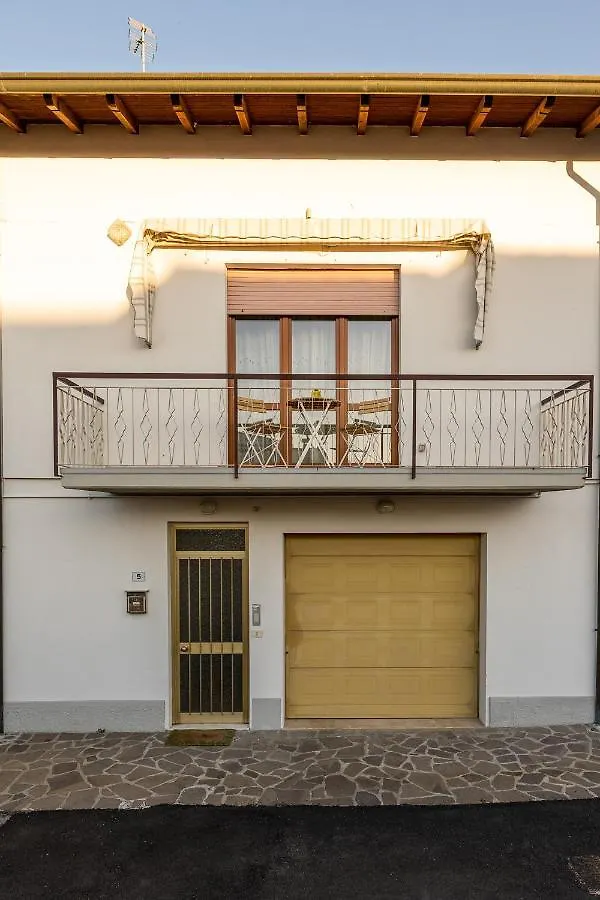 Cinzia'S Holiday Home 代森扎诺-德尔加达 意大利